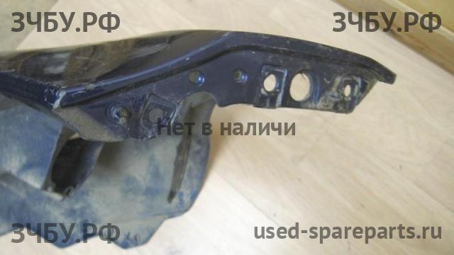 Ford Fiesta 6 Бампер передний