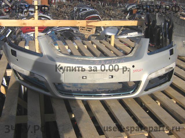 Opel Zafira B Бампер передний