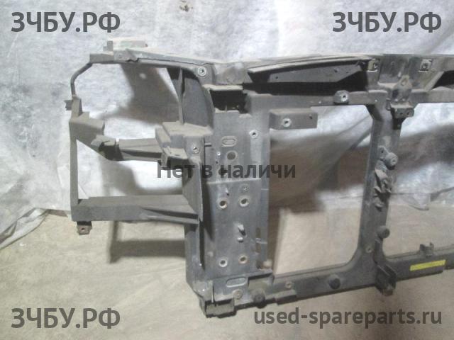 Nissan Patrol (Y61) Панель передняя (телевизор)
