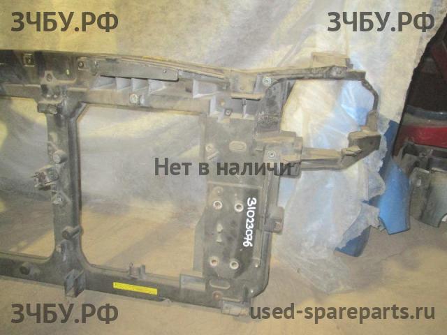 Nissan Patrol (Y61) Панель передняя (телевизор)