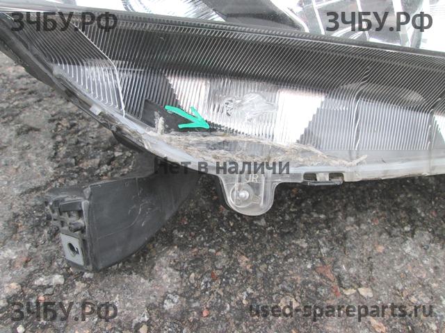 Honda Civic 9 (4D) Фара правая