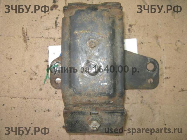 Nissan NP300 1 (D40) Опора двигателя