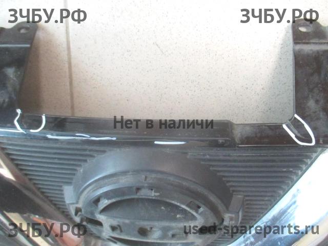 Nissan Qashqai (J10) Решетка радиатора