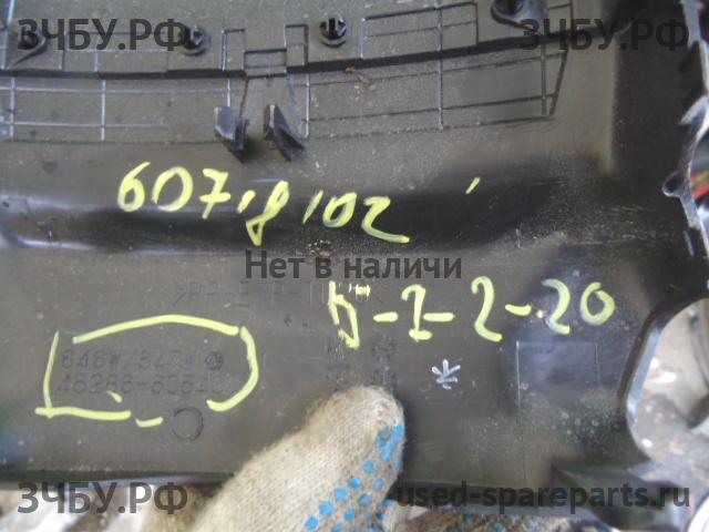 Toyota Land Cruiser 200 Кожух рулевой колонки