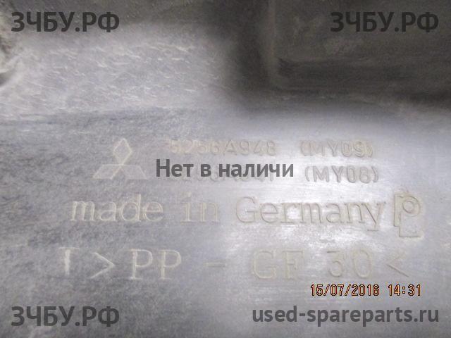 Mitsubishi Colt 6 (Z30) Панель передняя (телевизор)