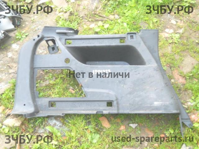 Opel Zafira B Обшивка багажника