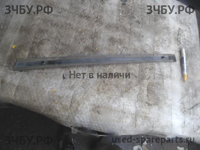 Ford Focus 2 Молдинг двери