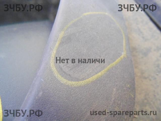 Ford Focus 2 Заглушка в бампер