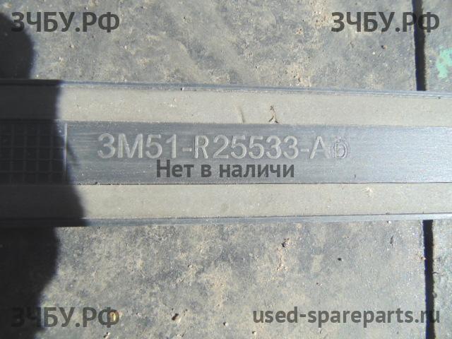 Ford Focus 2 Молдинг двери задней левой