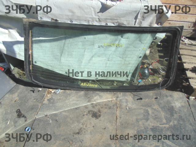 Peugeot 206 Стекло заднее