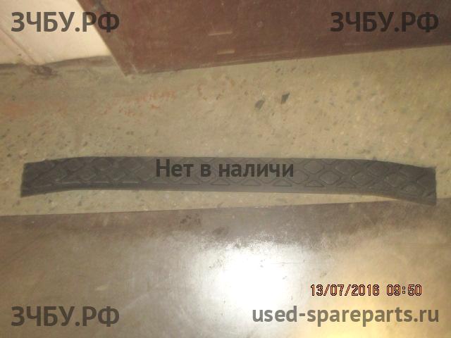 Nissan Pathfinder 2 (R51) Накладка заднего бампера