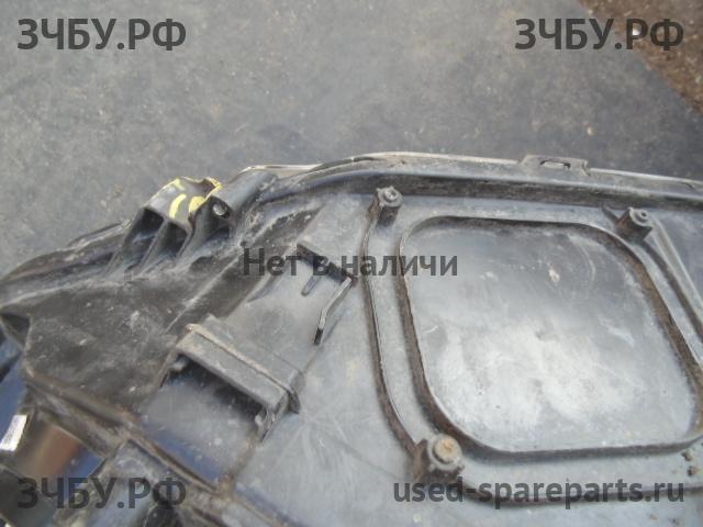 Ford Focus 2 Фара правая