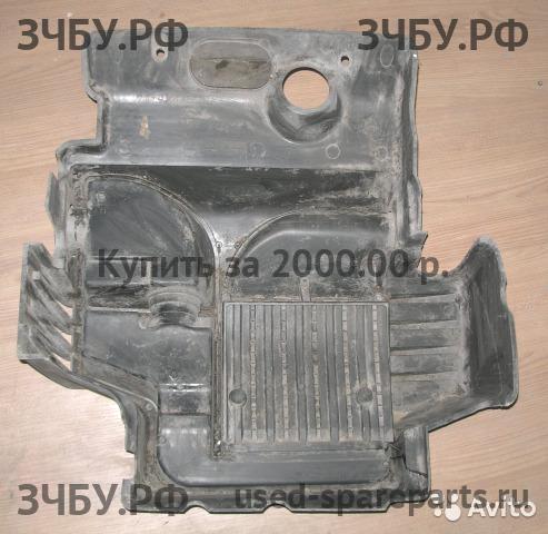 Land Rover Freelander 1 Кожух двигателя (накладка, крышка на двигатель)