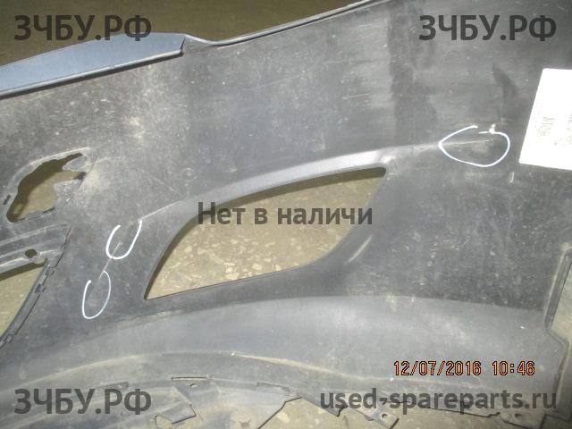 Opel Astra J Бампер передний