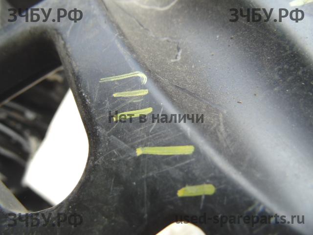 Citroen C4 (2) Кронштейн бампера задний