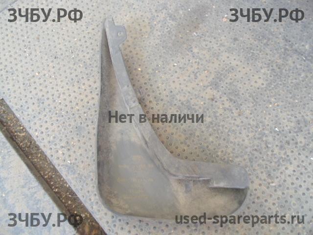 Ford Focus 2 Брызговик задний левый