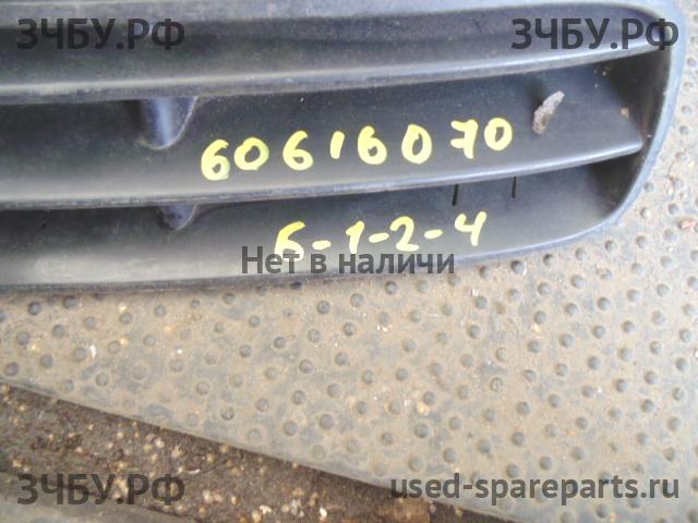 Volkswagen Golf 4 Решетка в бампер