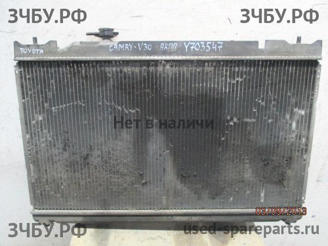 Toyota Camry 5 (V30) Радиатор основной (охлаждение ДВС)