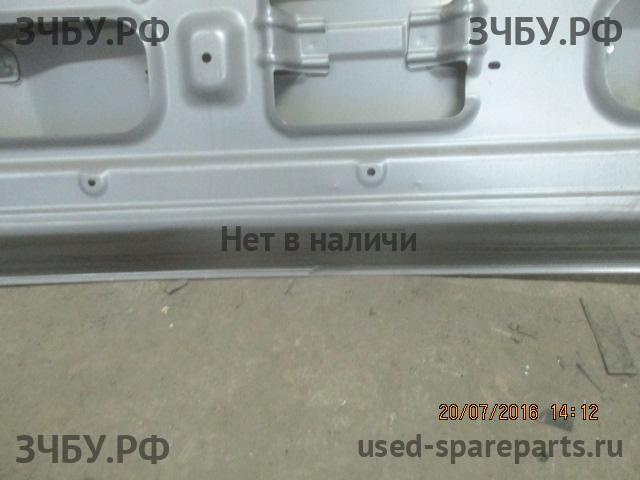Hyundai Grand Starex Дверь багажника