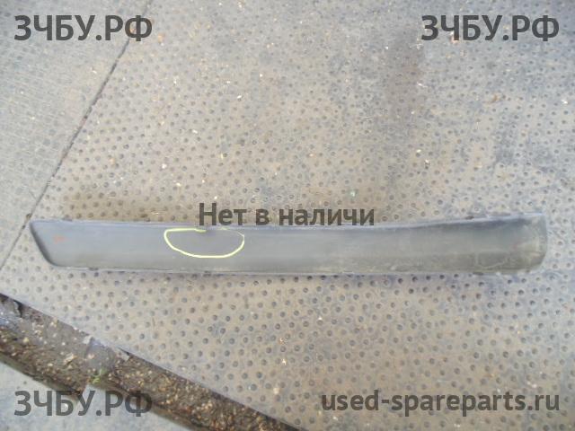 Ford Focus 2 Молдинг бампера