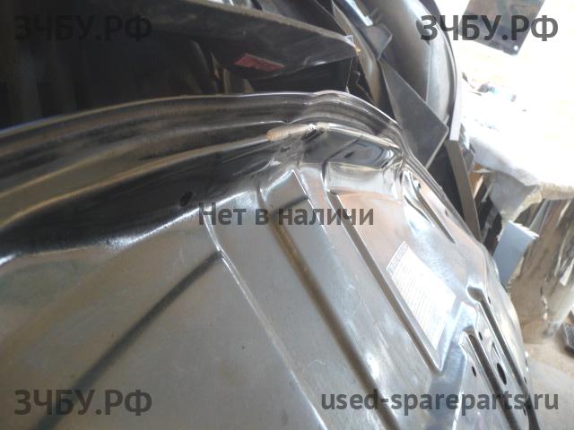 Toyota RAV 4 (4) Капот
