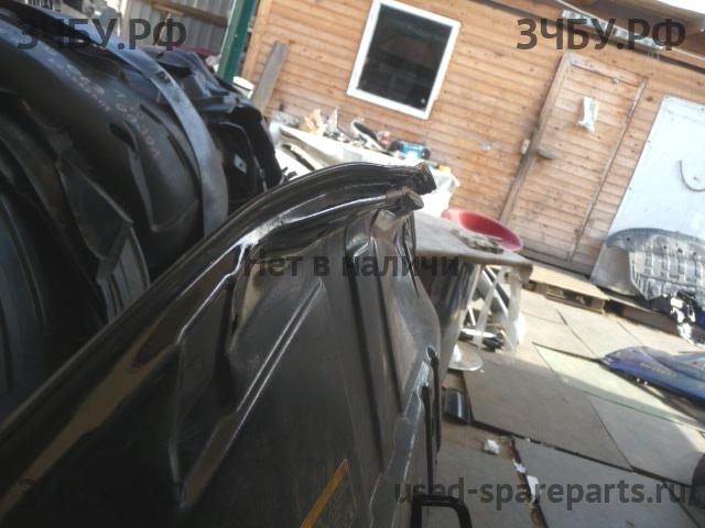 Toyota RAV 4 (4) Капот