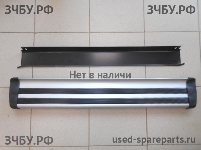 Toyota RAV 4 (2) Подножка