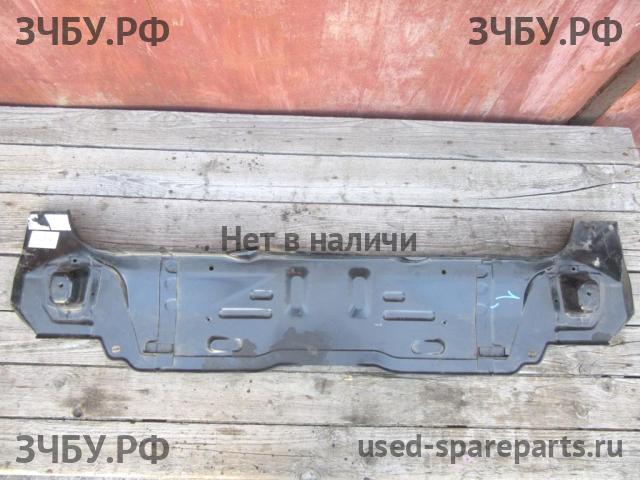 Toyota RAV 4 (3) Панель задняя