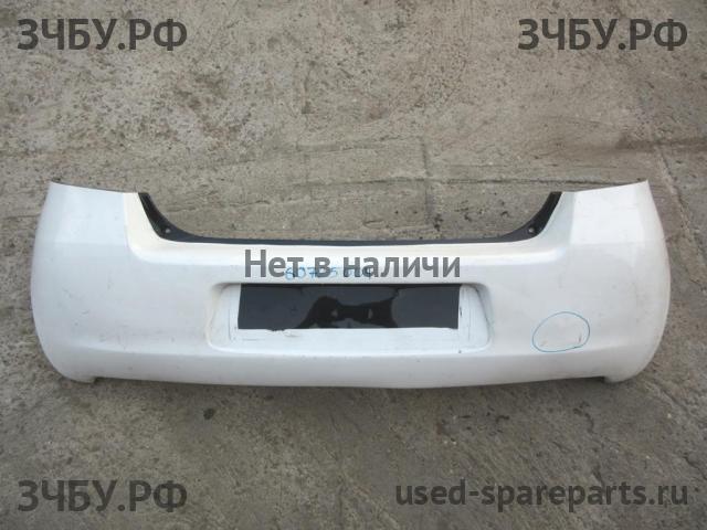 Toyota Yaris 2 Бампер задний