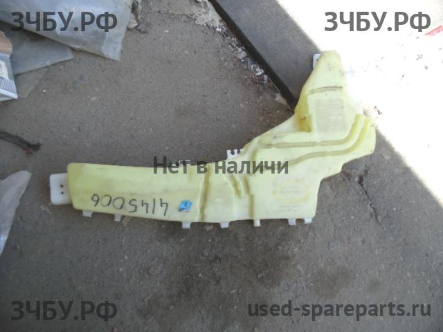 Ford Focus 2 Бачок омывателя лобового стекла