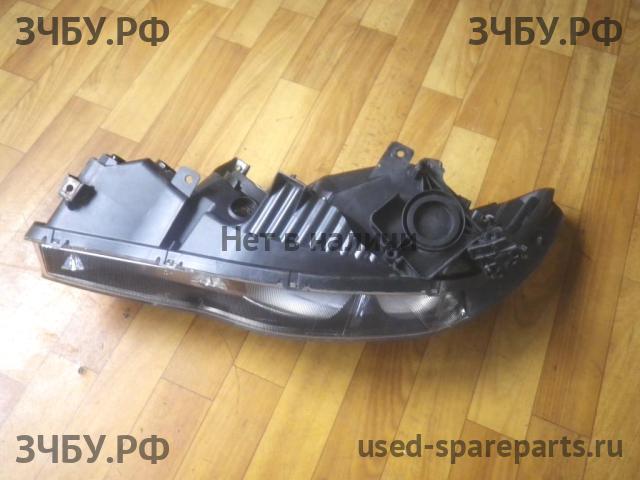 Honda Civic 8 (4D) Фара правая