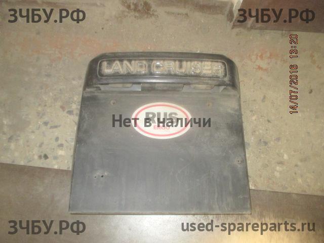 Toyota Land Cruiser 120 (PRADO) Накладка на дверь багажника