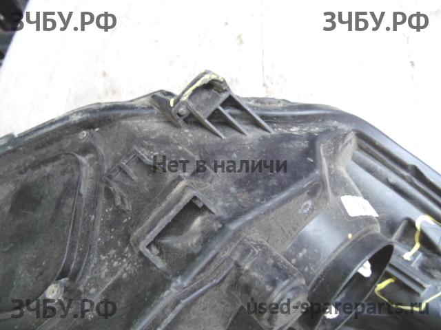 Ford Focus 2 Фара левая