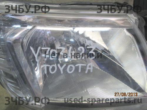 Toyota Hi Lux (3) Pick Up Фара правая