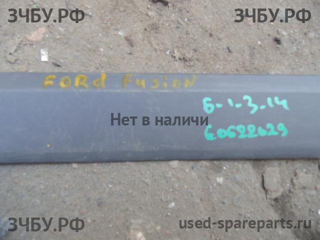Ford Fusion Молдинг двери