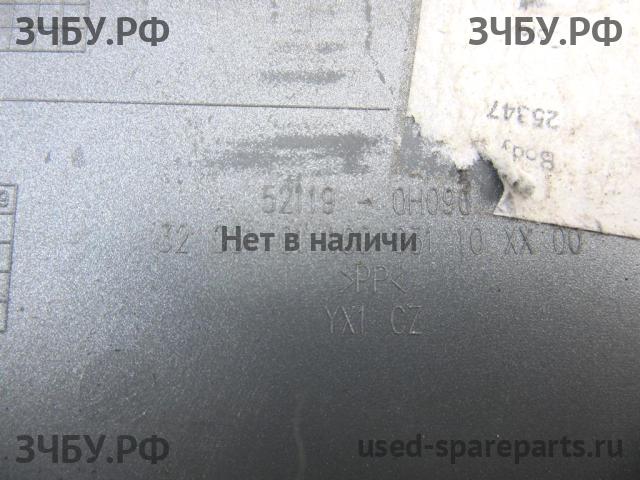 Peugeot 107 Бампер передний