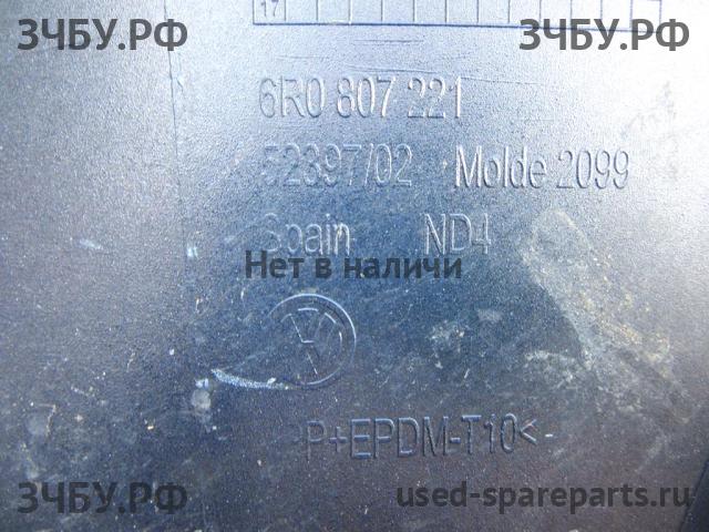 Volkswagen Polo 5 (HB) Бампер передний