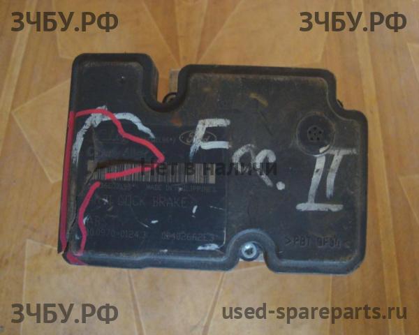 Ford Focus 2 Блок ABS (насос)