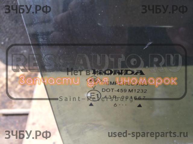 Honda Jazz 1 Стекло двери задней правой