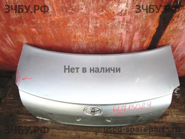 Toyota Avensis 2 Крышка багажника