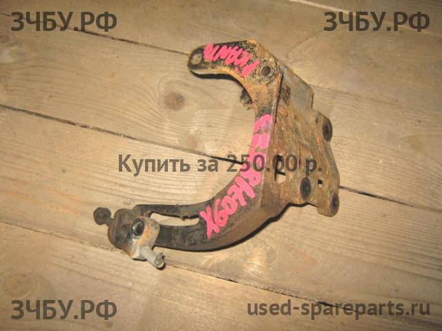 KIA Picanto 1 Кронштейн генератора