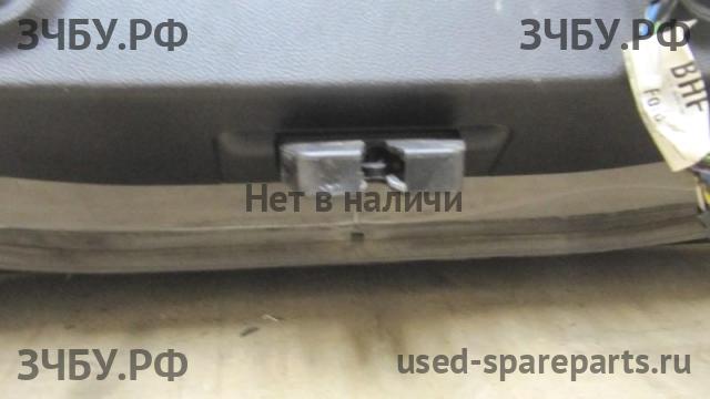 Ford Focus 3 Дверь багажника со стеклом