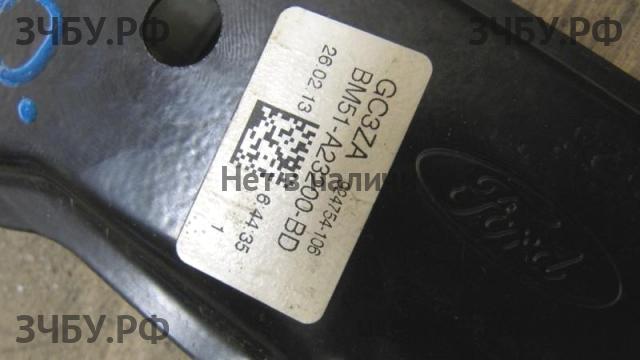 Ford Focus 3 Стеклоподъёмник электрический передний правый