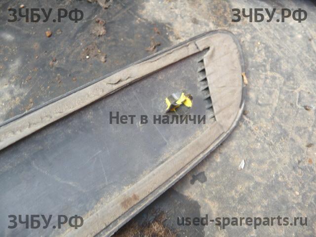 Volkswagen Golf 5 Молдинг двери