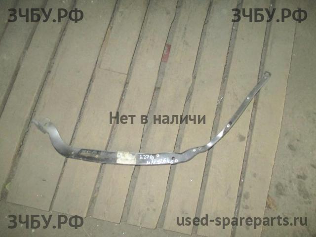 Mitsubishi Lancer 9 [CS/Classic] Кронштейн бампера передний