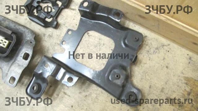 Ford Focus 3 Опора КПП