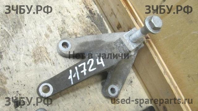 Ford Focus 3 Опора КПП