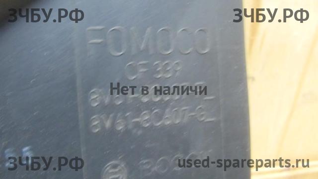 Ford Focus 3 Вентилятор радиатора, диффузор