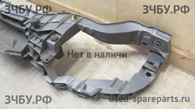 Ford Focus 3 Панель передняя (телевизор)