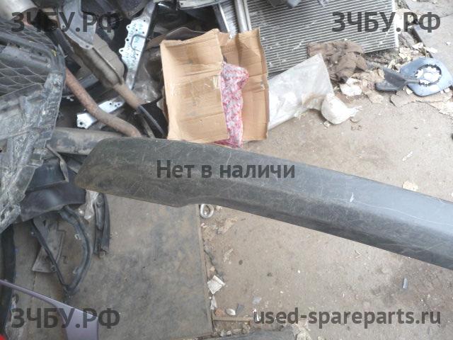 Ford Focus 2 Накладка заднего бампера